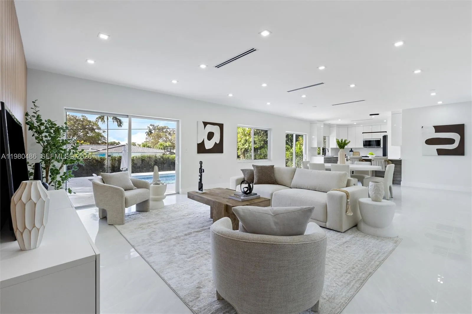 5 bedroom 5 bath for sale at 1840 NE 199th St, Miami FL 33179