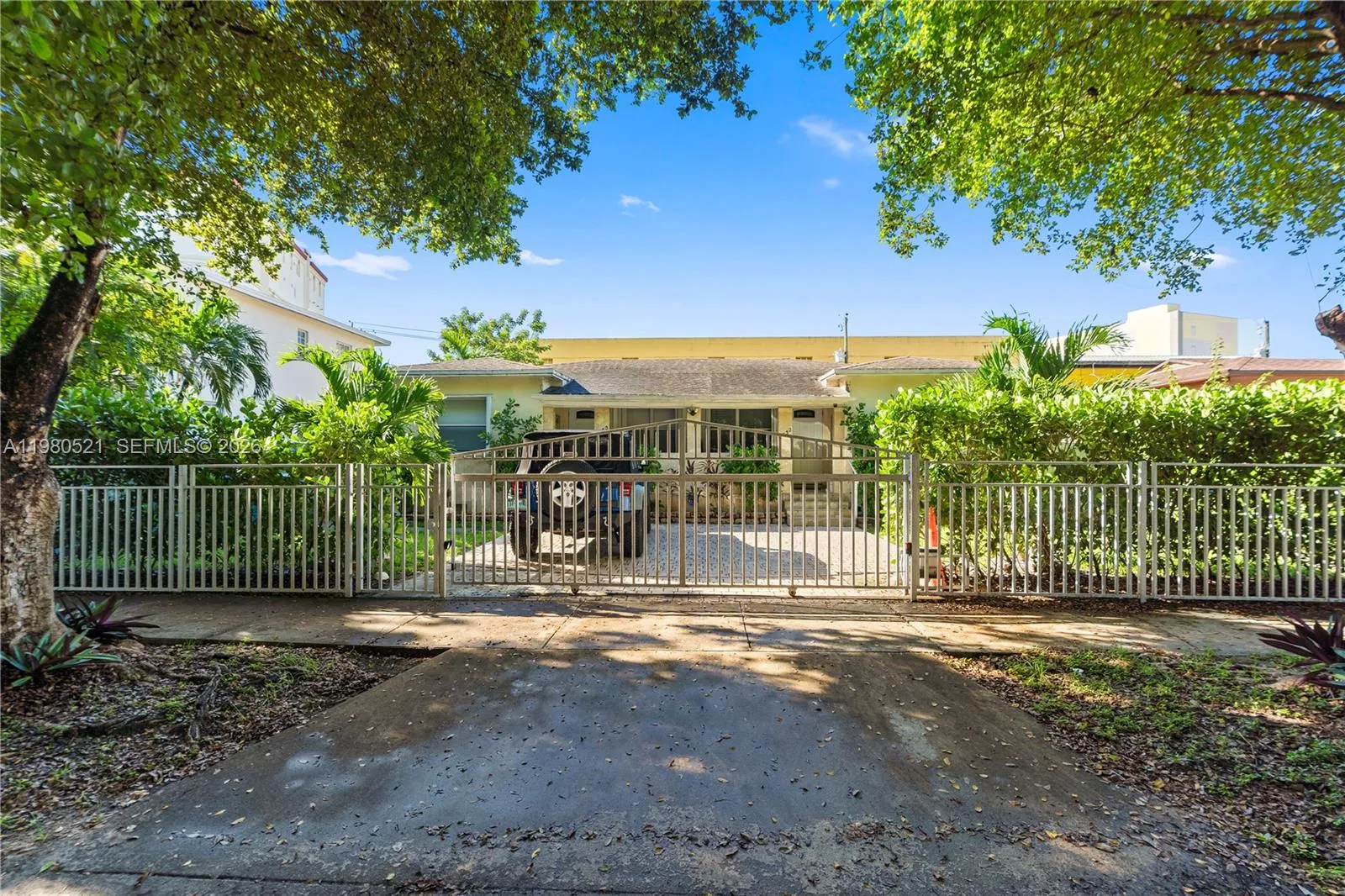 4 bedroom 2 bath for sale at 2532 SW 27 st, Miami FL 33133