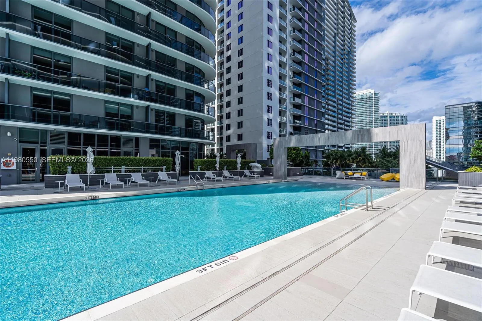 1 bedroom 1 bath for sale at 55 SW 9th St # 1109, Miami FL 33130