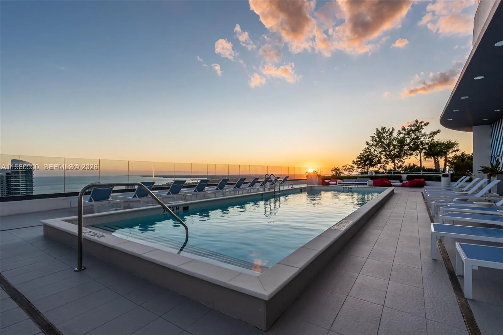 55 SW 9th St # 1109, Miami FL 33130