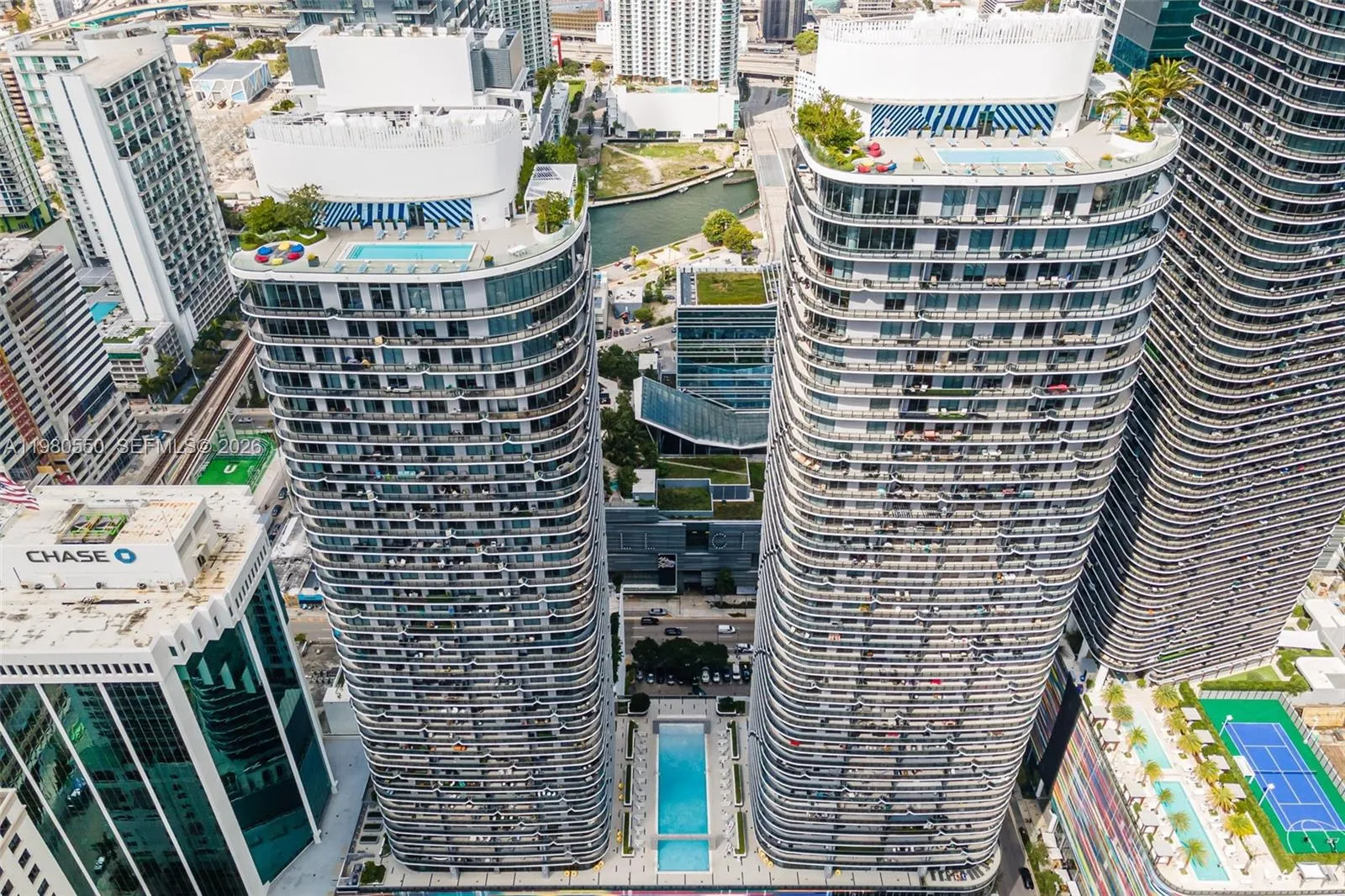 55 SW 9th St # 1109, Miami FL 33130