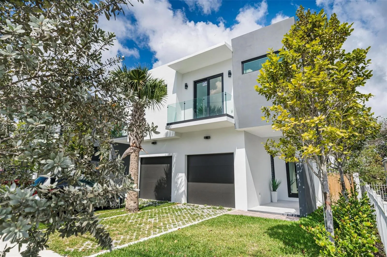 2943 SW 21st st, Miami FL 33145