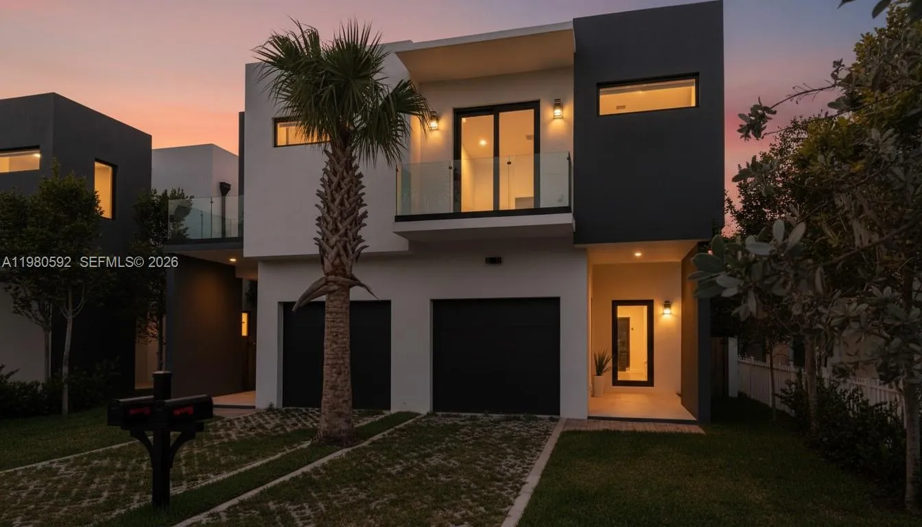 2943 SW 21st st, Miami FL 33145