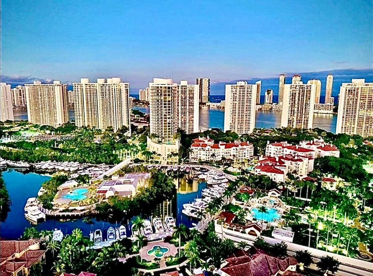 1000 W Island Blvd # 2908, Aventura FL 33160
