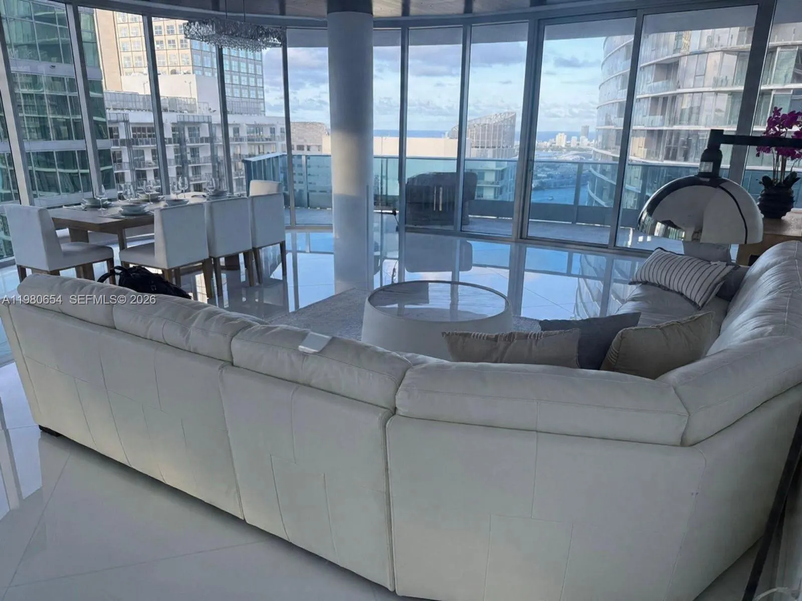 200 Biscayne Boulevard Way # 4801, Miami FL 33131