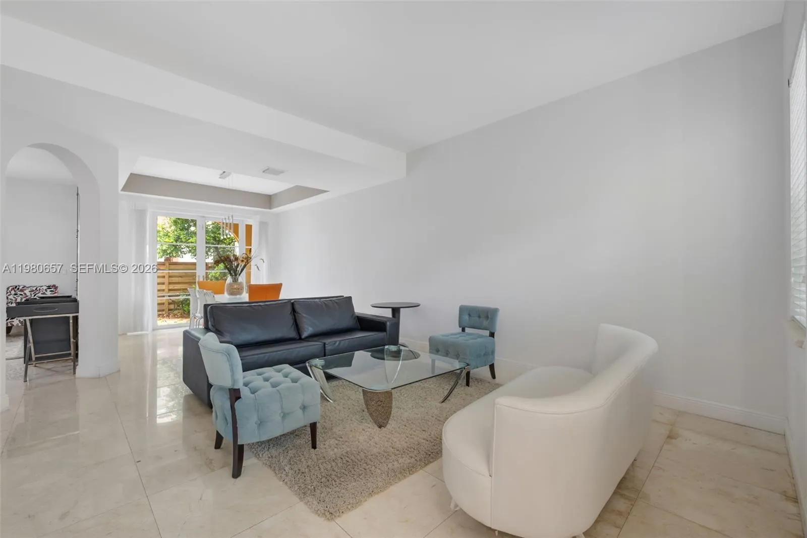18450 NE 30th place, Aventura FL 33160