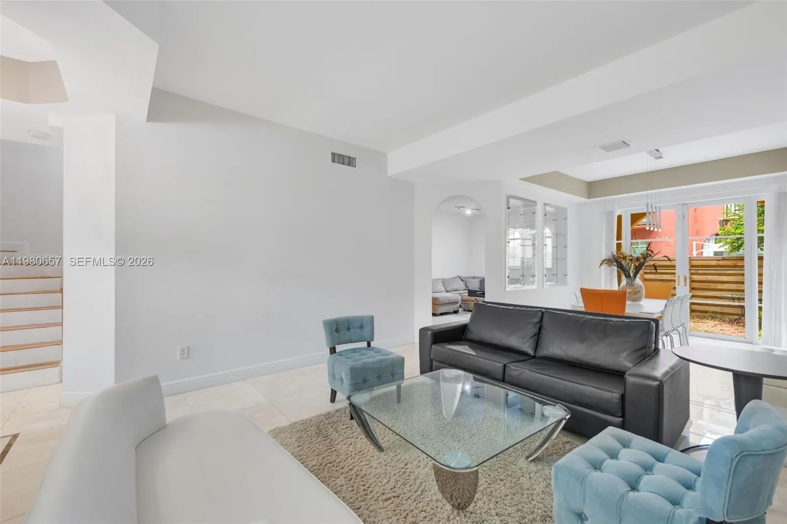 18450 NE 30th place, Aventura FL 33160
