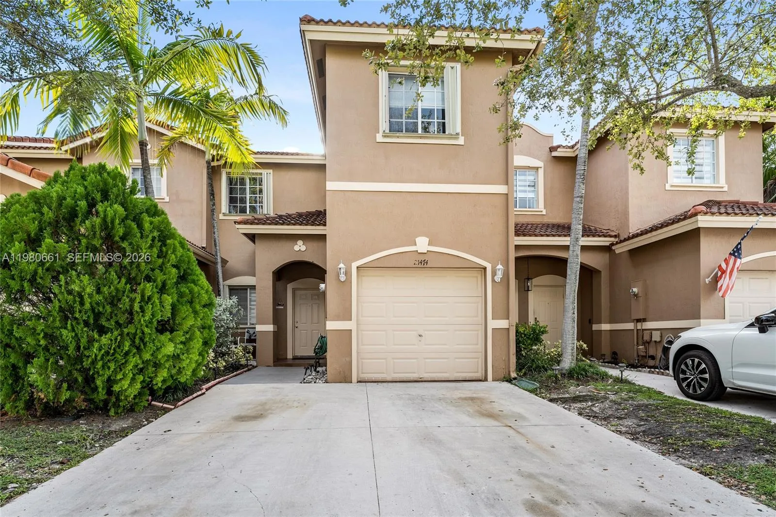 21474 SW 85th Path, Cutler Bay FL 33189