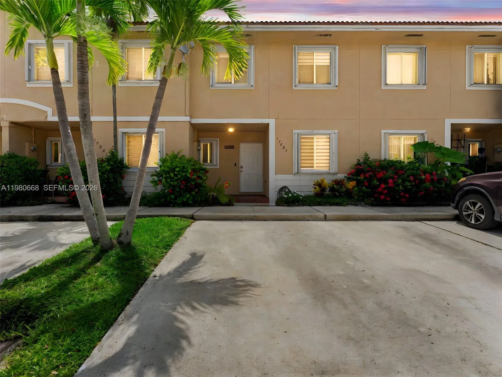 3 bedroom 2 bath for sale at 17337 SW 140th Ct, Miami FL 33177