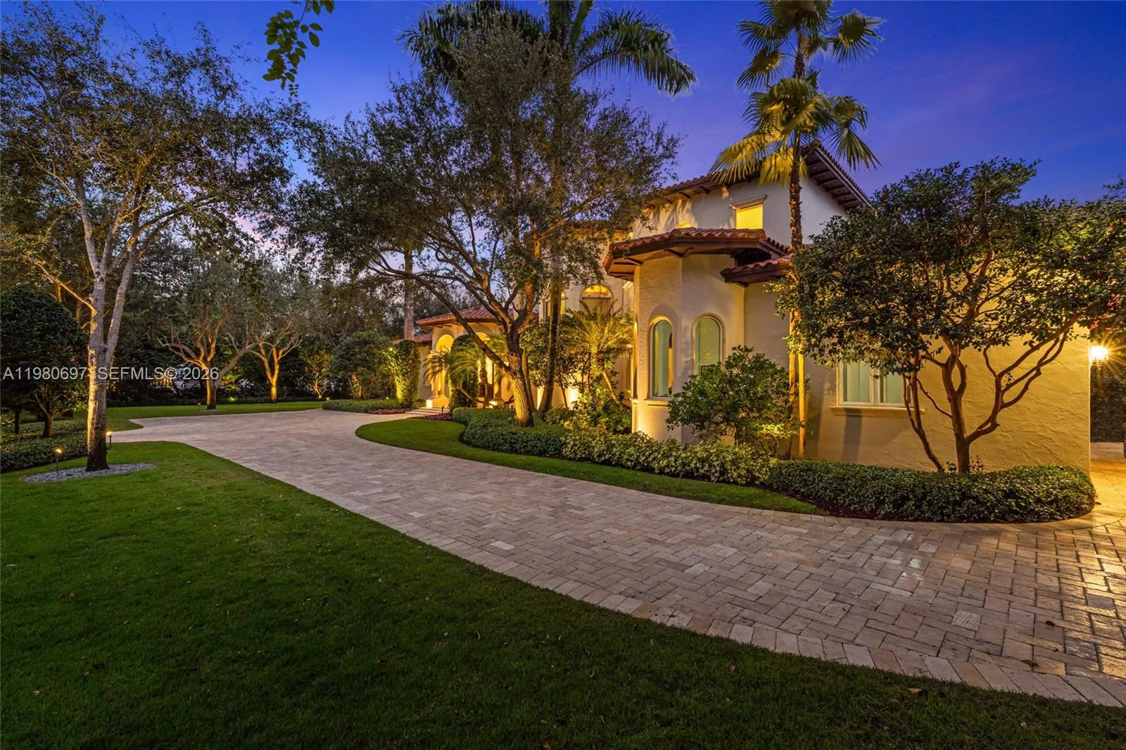 6255 SW 133rd St, Pinecrest FL 33156