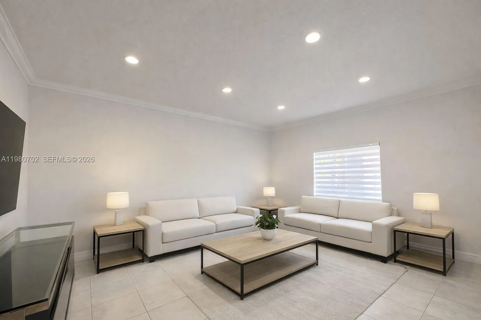 7851 NW 159th Ter, Miami Lakes FL 33016