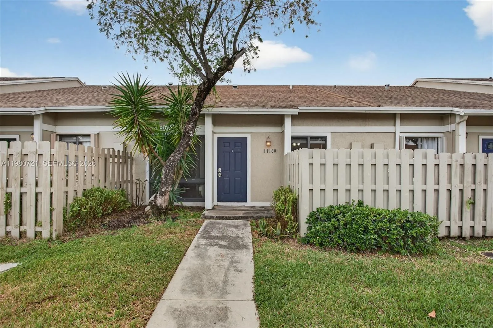 11160 NW 37th St, Sunrise FL 33351