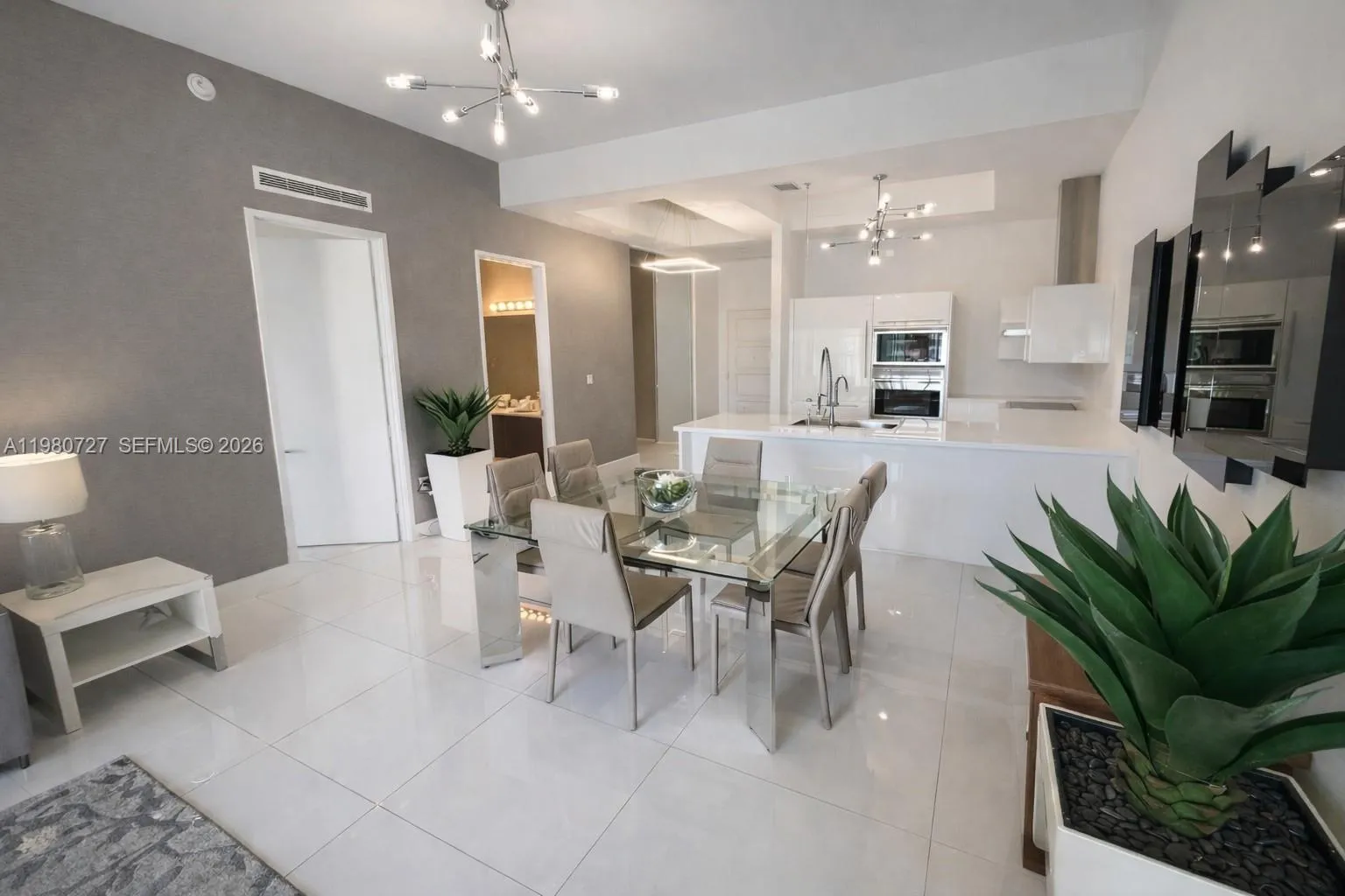 250 Sunny Isles Blvd # 407, Sunny Isles Beach FL 33160