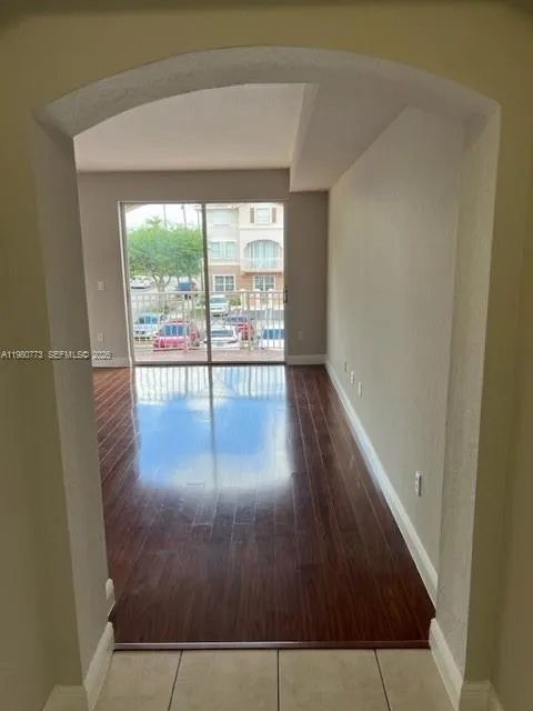 8826 W Flagler St # 227, Miami FL 33174