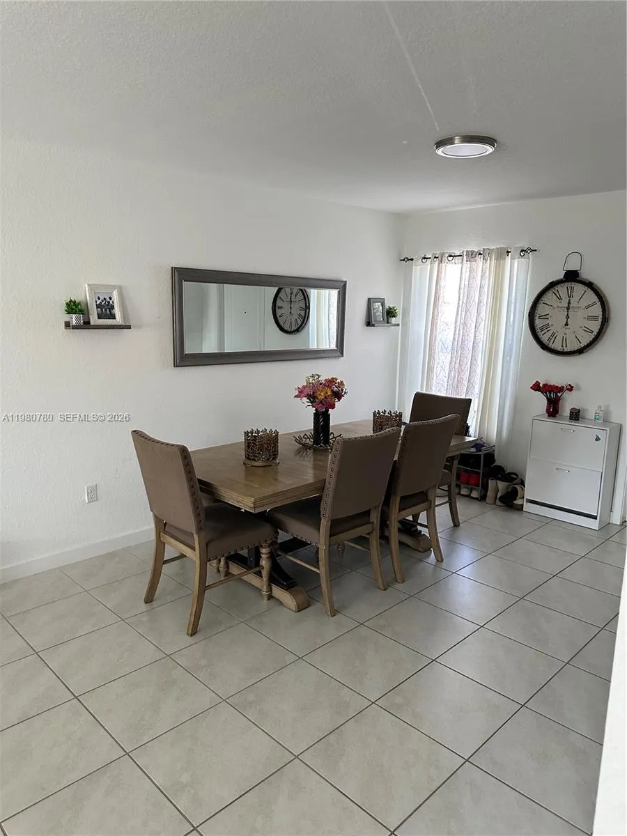 497 NE 4th St, Florida City FL 33034