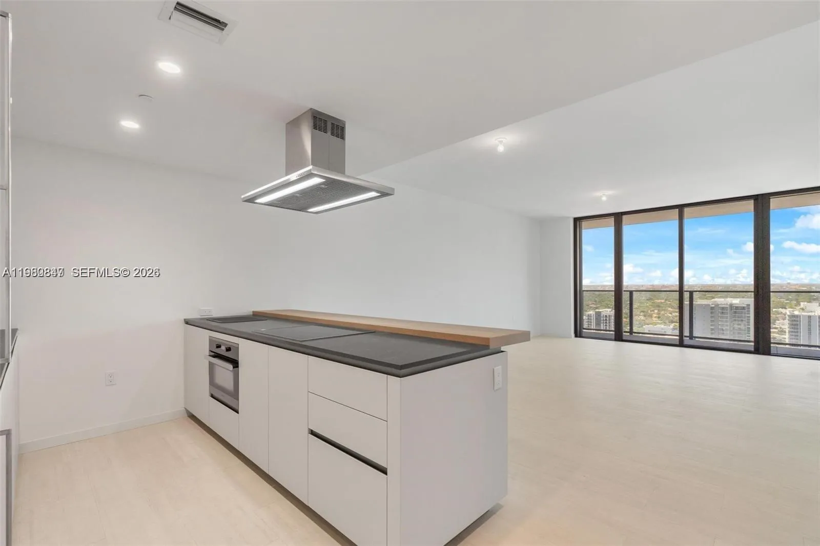 1000 Brickell Plz # 3310, Miami FL 33131