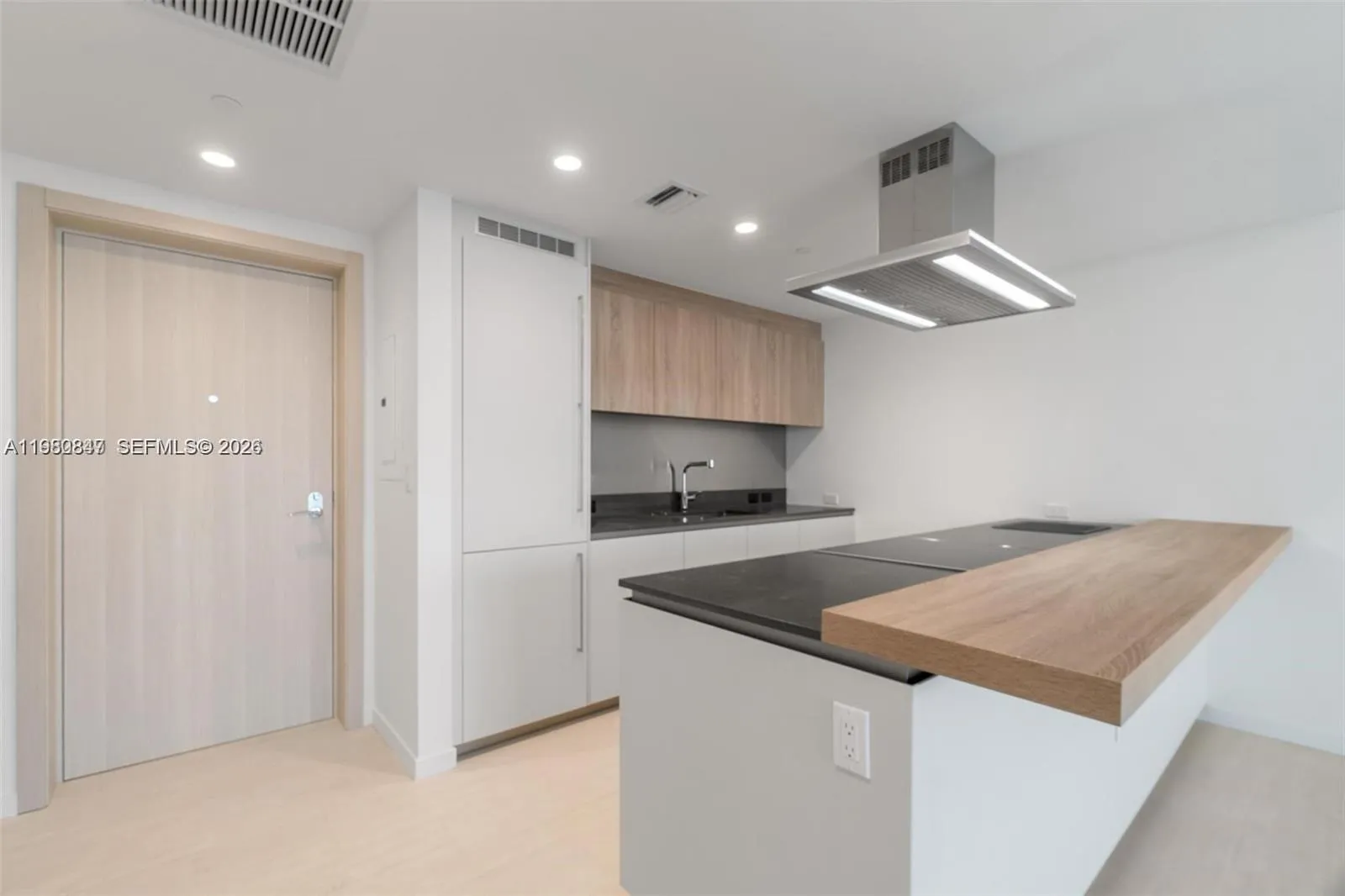 1000 Brickell Plz # 3310, Miami FL 33131