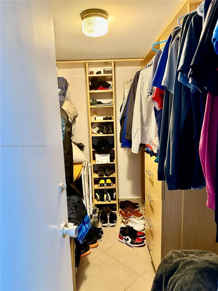 5005 Collins Ave # 304, Miami Beach FL 33140
