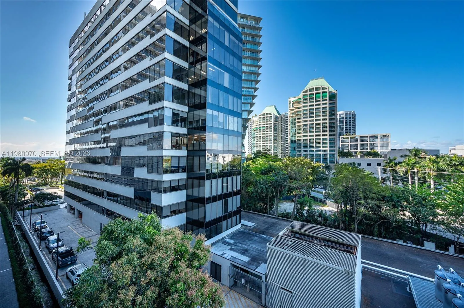 2678 Tigertail Ave # 413, Miami FL 33133