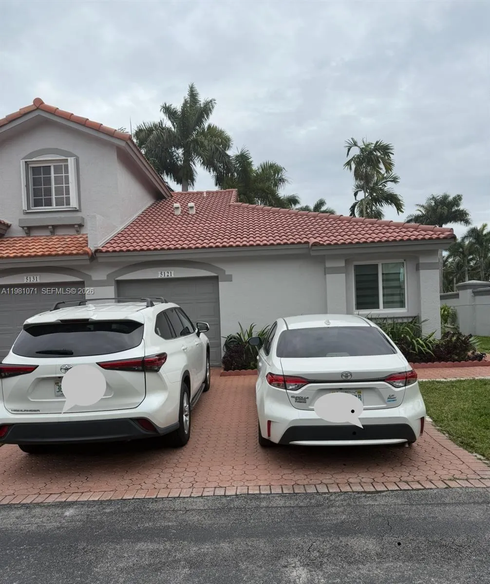 5121 NW 114th Ct, Doral FL 33178