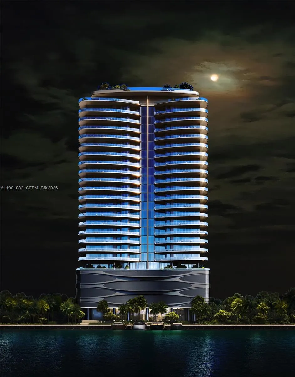 7940 West Drive, Miami FL 33141