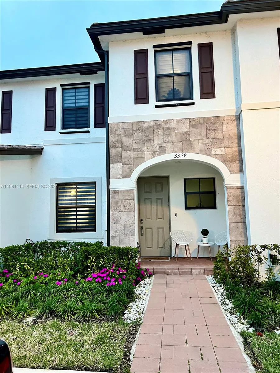 3328 W 114th Ter # 3328, Hialeah FL 33018