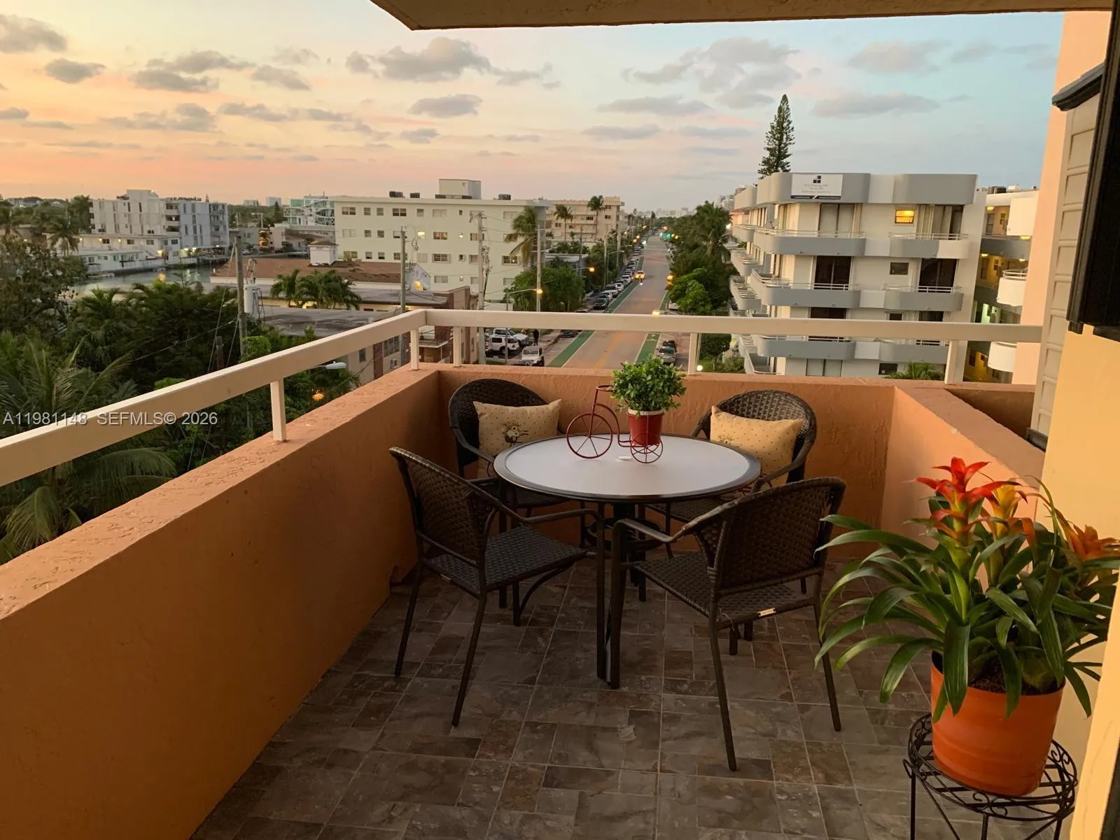2 bedroom 2 bath for sale at 8101 Byron Ave # 509, Miami Beach FL 33141