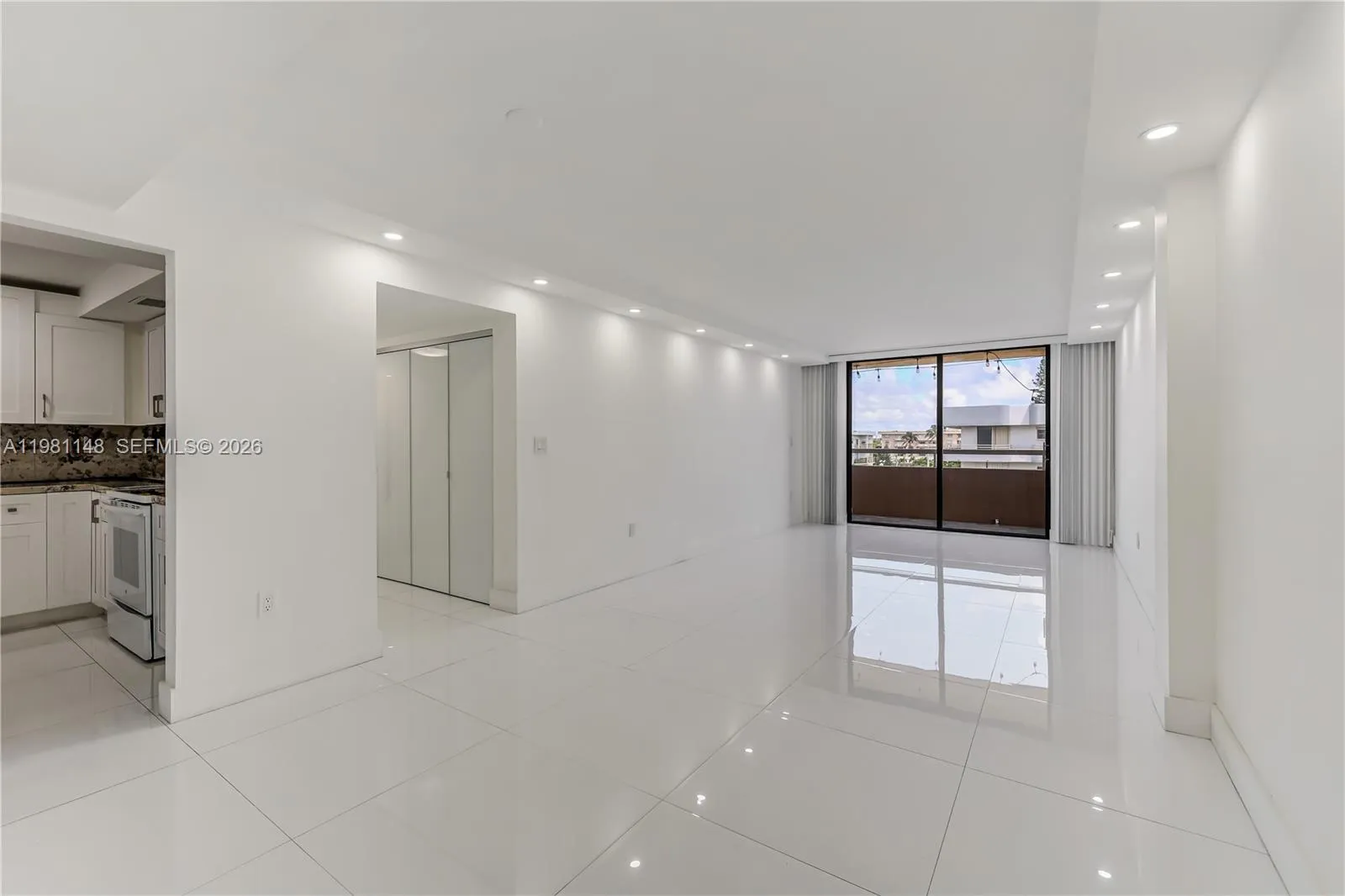 8101 Byron Ave # 509, Miami Beach FL 33141