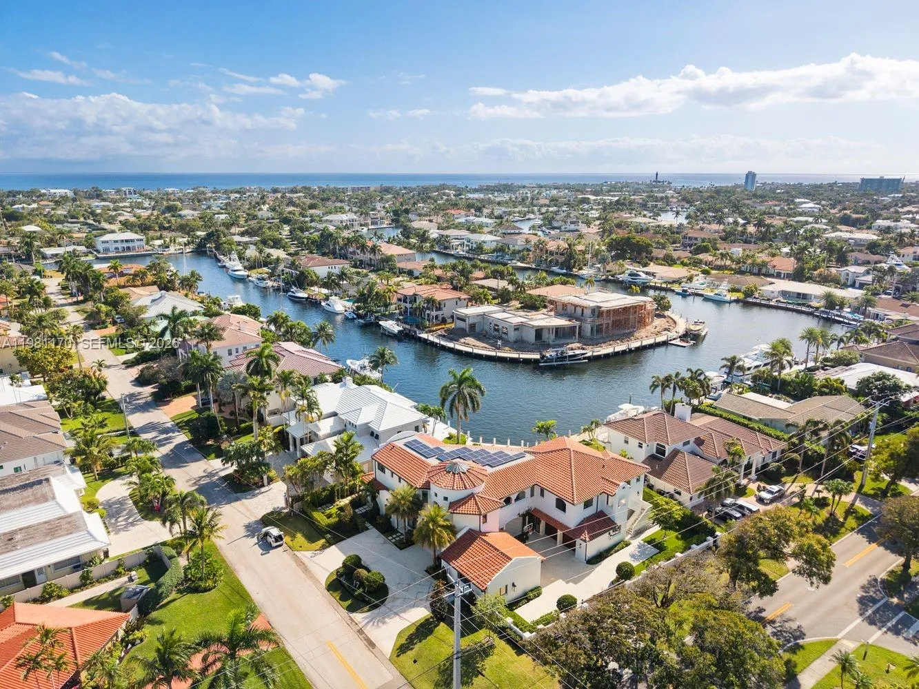 2300 NE 34th Ct, Lighthouse Point FL 33064