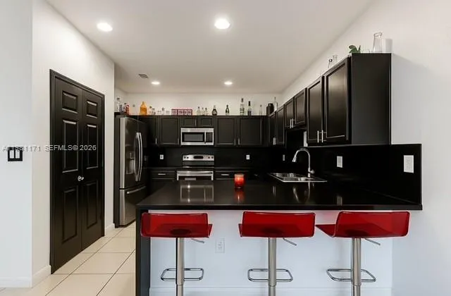 380 NE 37th Ter, Homestead FL 33033