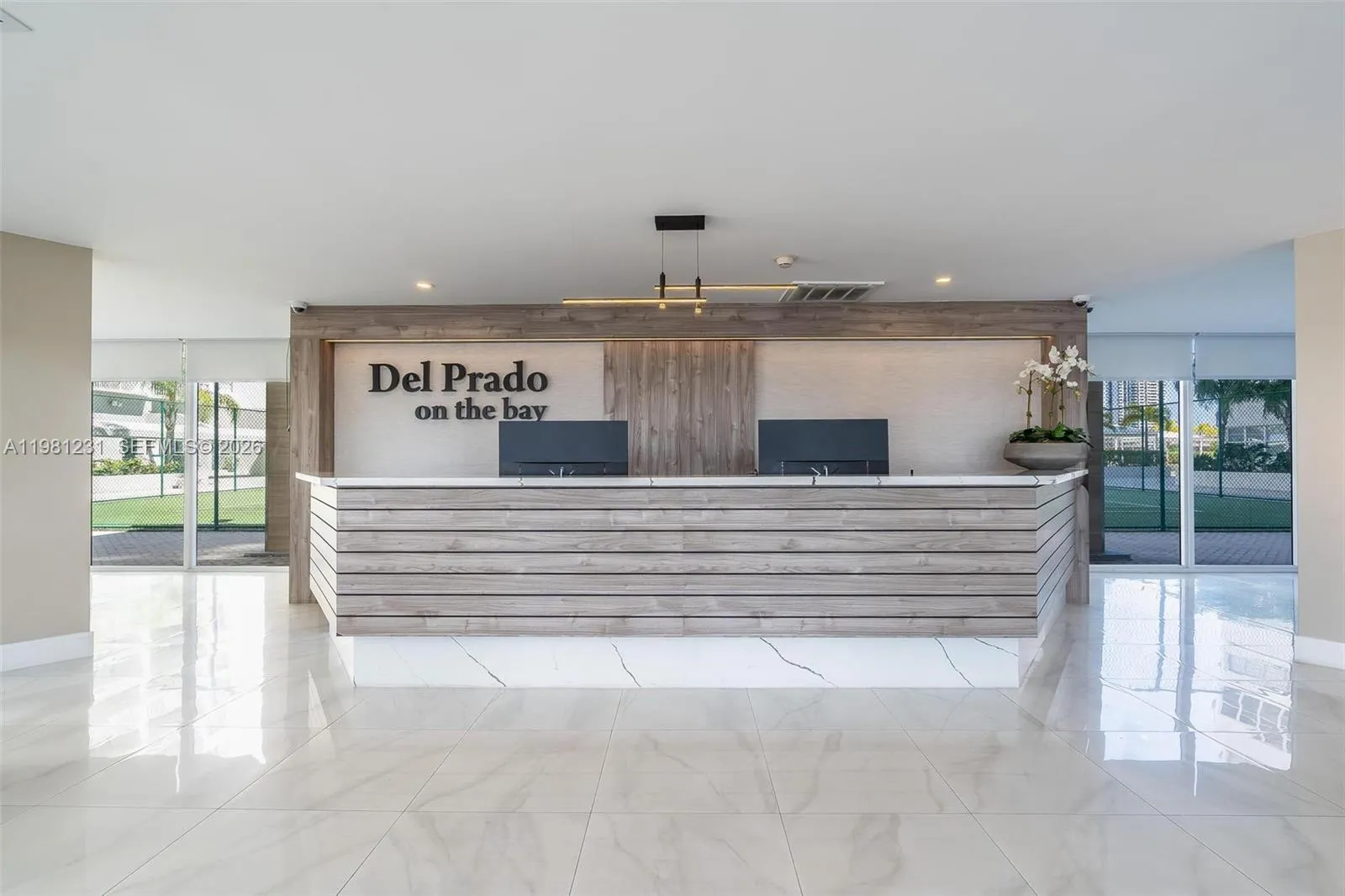 18071 Biscayne Blvd # 402, Aventura FL 33160