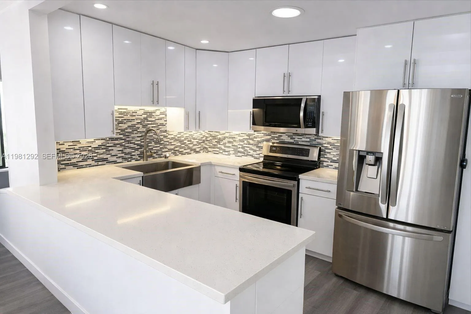 2750 NE 183rd St # 2103, Aventura FL 33160