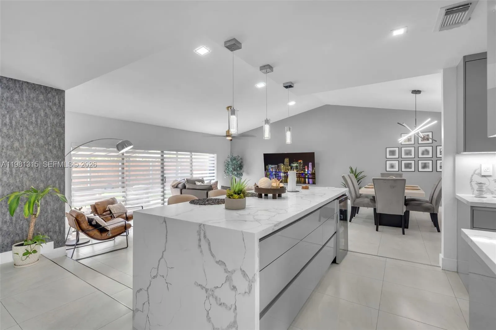 19951 NE 10th Place Way, Miami FL 33179