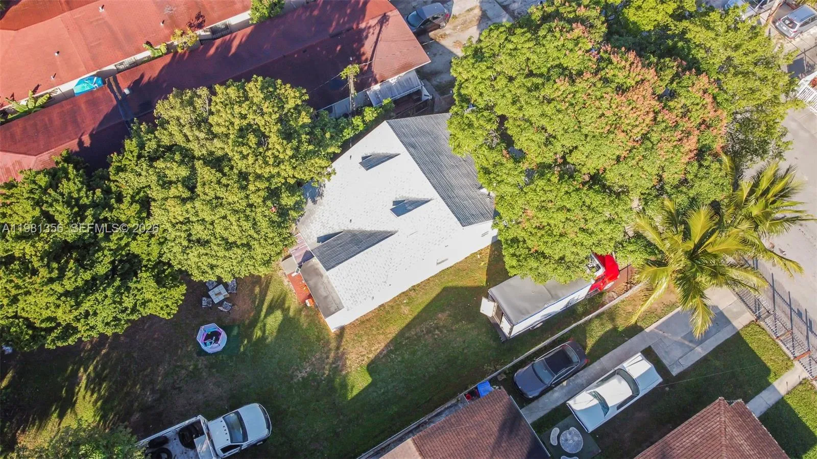 4 bedroom 1 bath for sale at 2142 NW 33rd St, Miami FL 33142