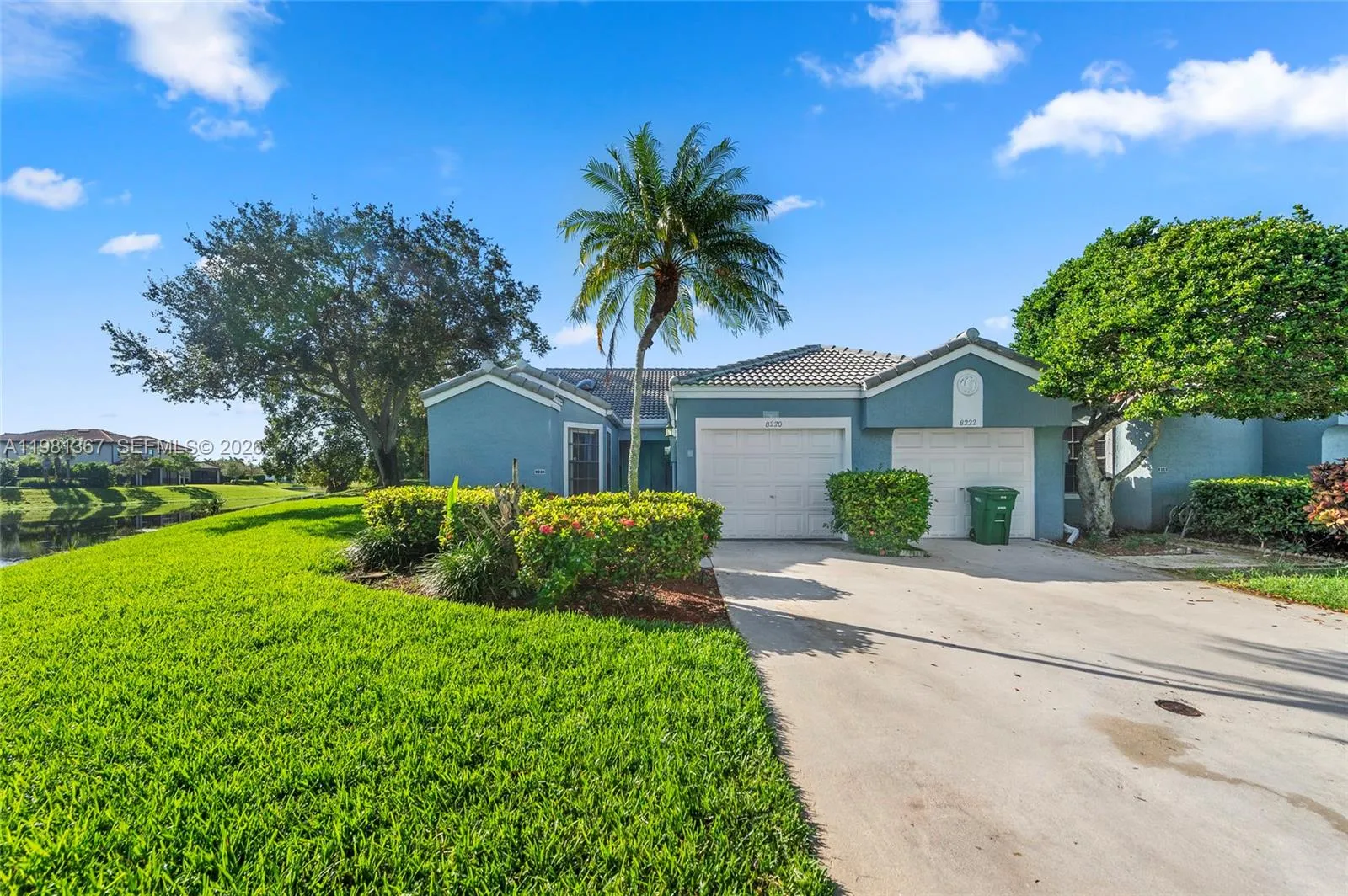 2 bedroom 2 bath for sale at 8220 Waterford Ln, Tamarac FL 33321