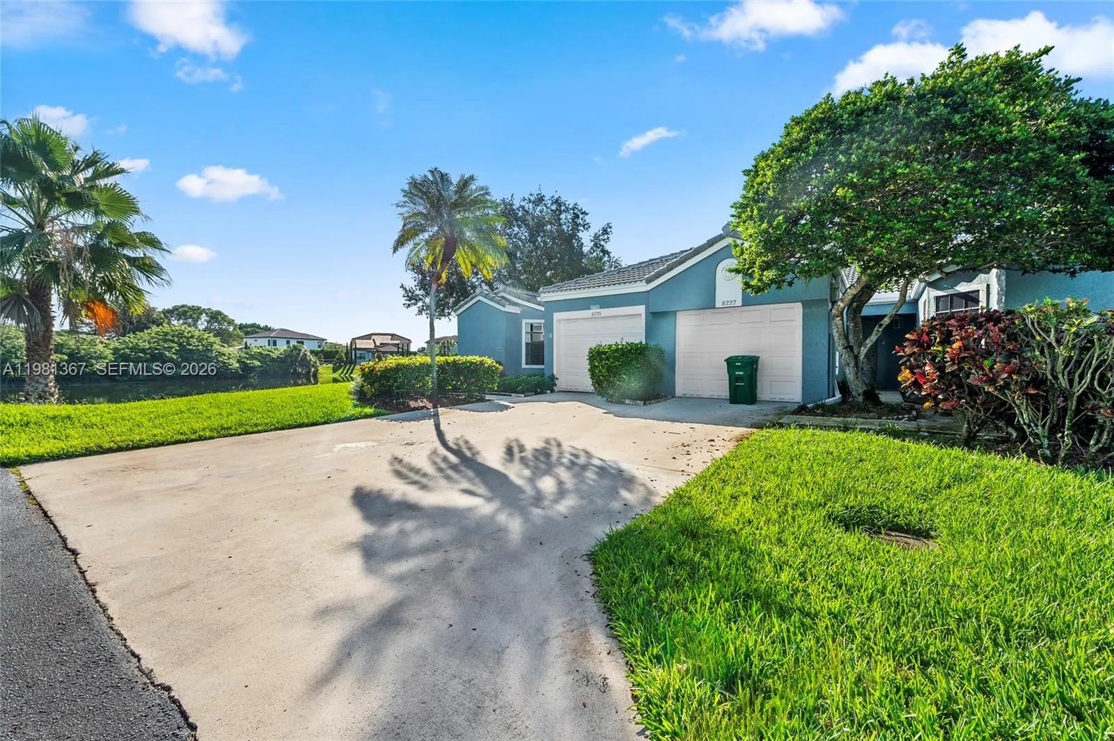 8220 Waterford Ln, Tamarac FL 33321
