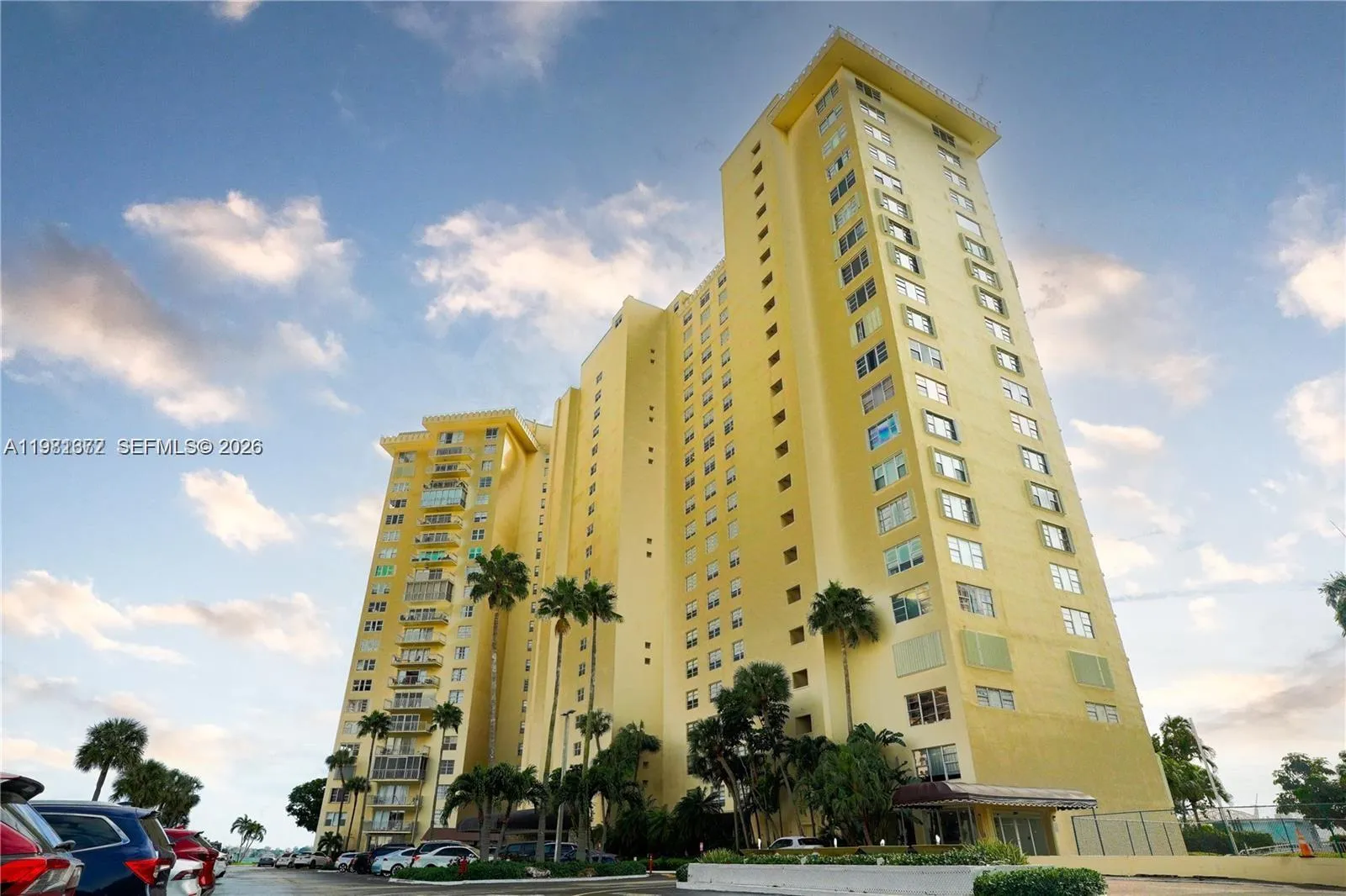 11111 Biscayne Blvd # 20E, Miami FL 33181