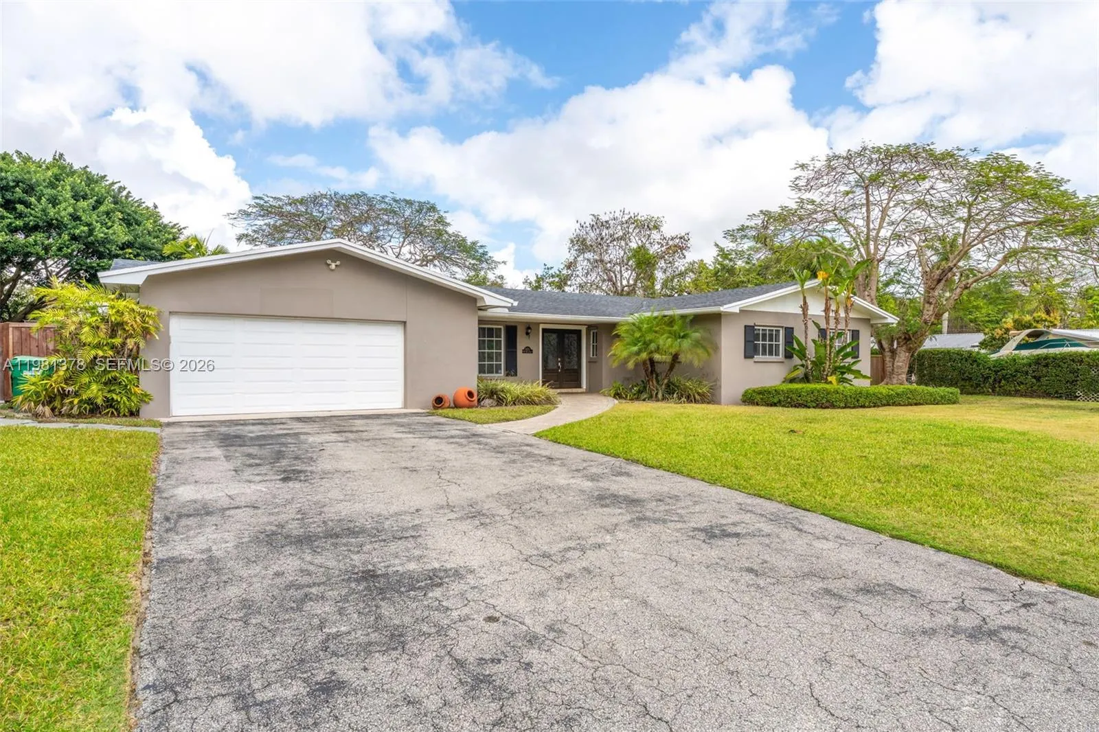 10721 SW 124th St, Miami FL 33176