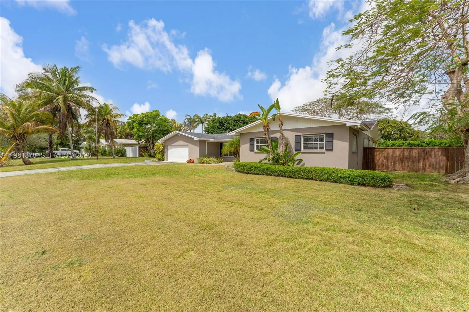 10721 SW 124th St, Miami FL 33176