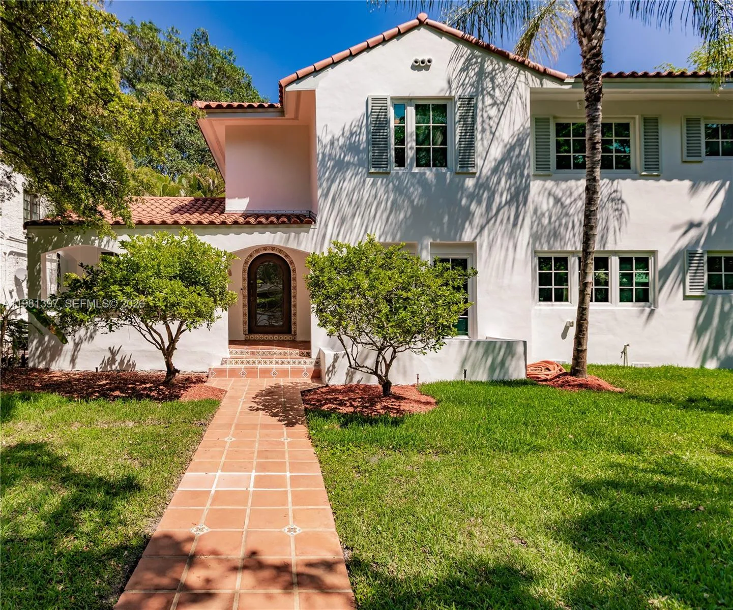 2111 Alhambra Cir, Coral Gables FL 33134