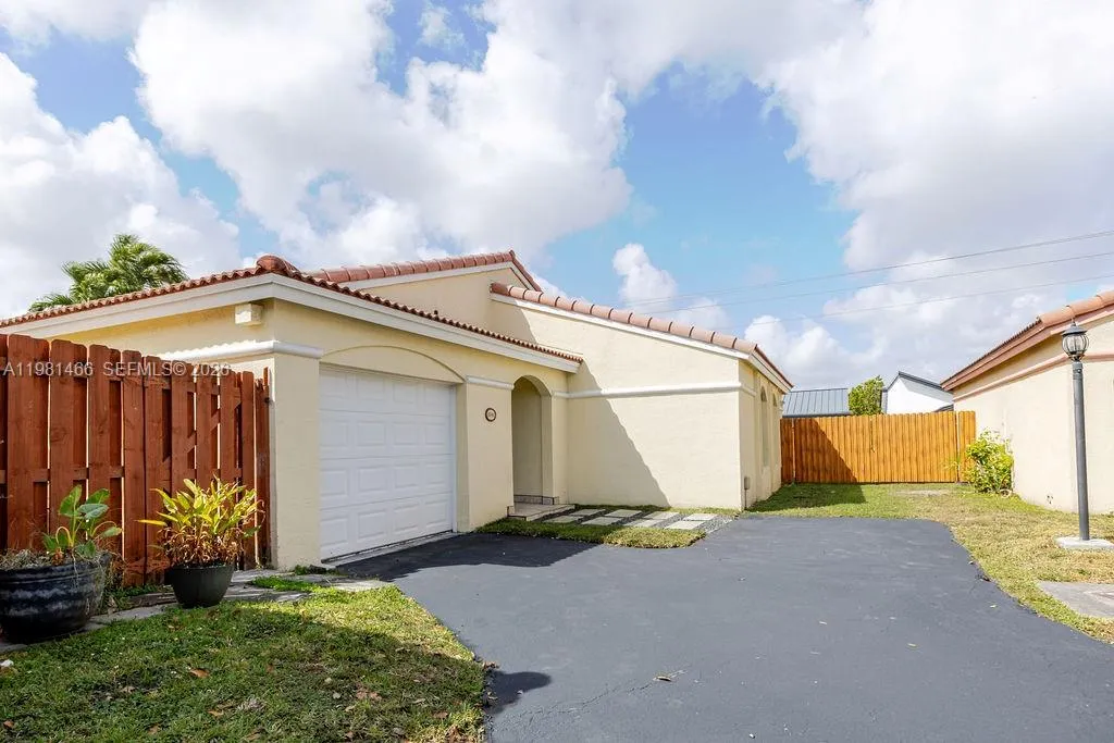 8940 SW 4th Ter, Miami FL 33174