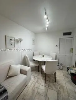 1526 Pennsylvania Ave # 15, Miami Beach FL 33139