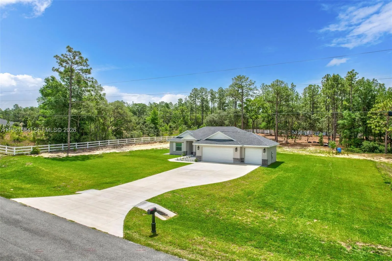 13822 SW 61 Pl Rd, Ocala FL 34481