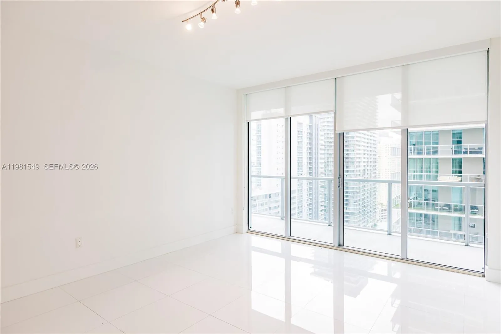 1111 SW 1st Ave, Miami FL 33130