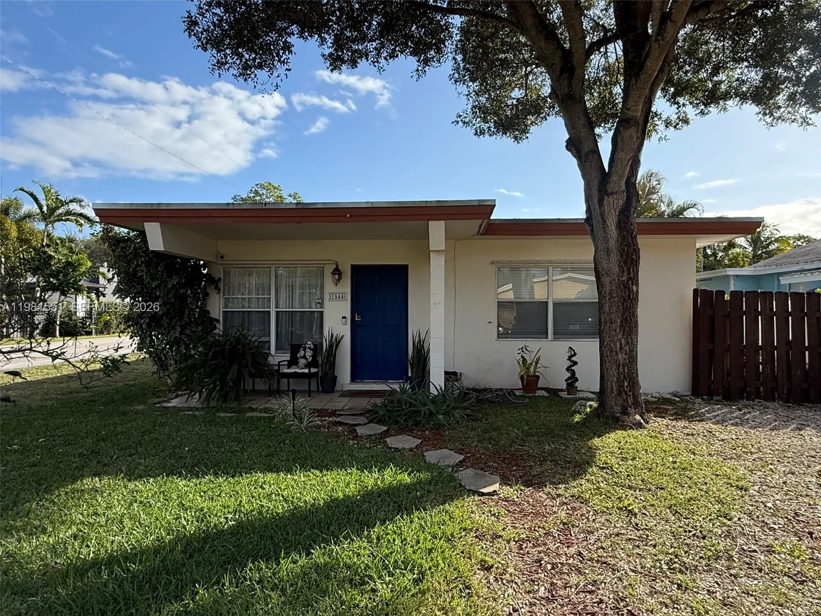 3 bedroom 2 bath for sale at 1544 NW 4th Ave, Fort Lauderdale FL 33311