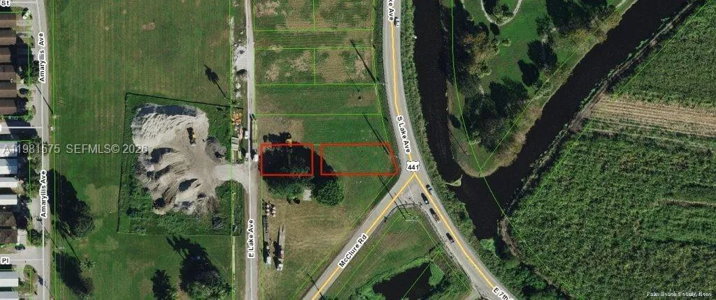 for sale at 636 S Lake Ave., Pahokee FL 33476