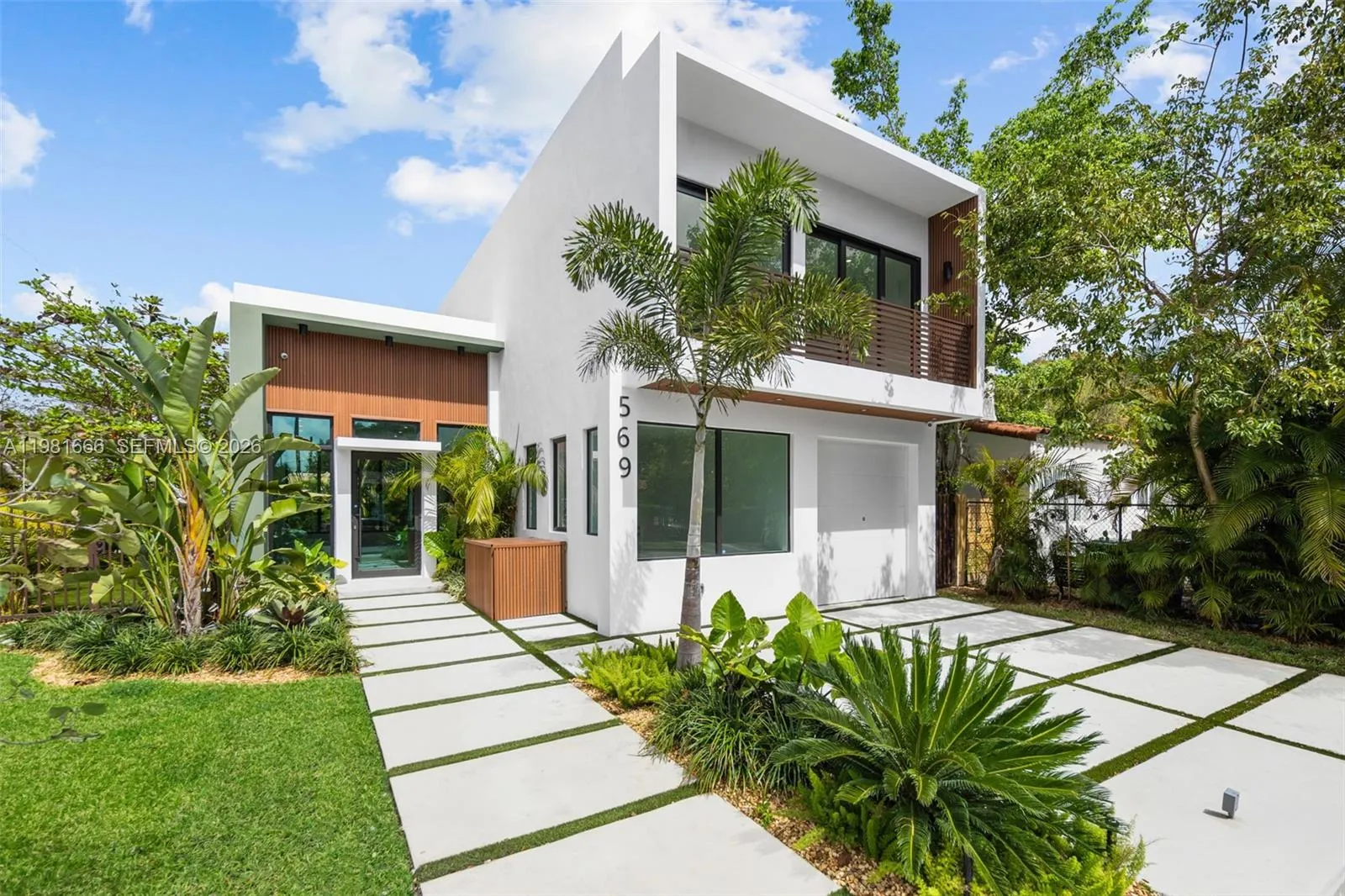 4 bedroom 5 bath for sale at 569 NW 44th St, Miami FL 33127