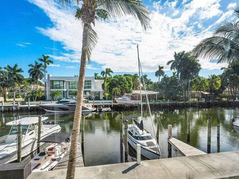 40 Isle Of Venice Dr # 6, Fort Lauderdale FL 33301