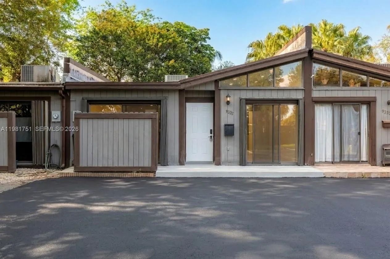 2 bedroom 2 bath for sale at 9332 SW 132nd St, Miami FL 33176