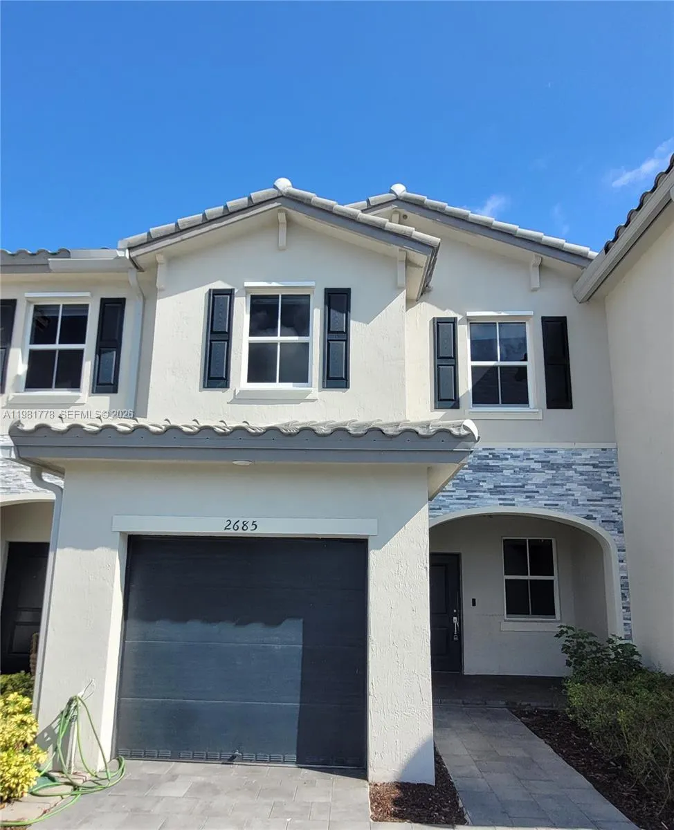 3 bedroom 2 bath for sale at 2685 SE 13th St, Homestead FL 33035